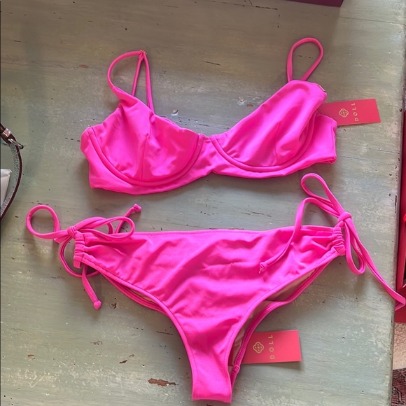Doll Neon Pink Bikini Set - Picture 3 of 10